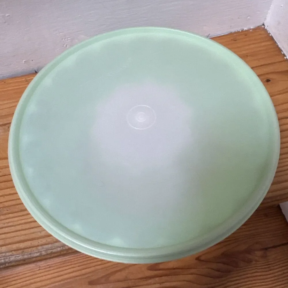 Vintage TUPPERWARE Jadeite Mint Green Jello Mold Ice Ring Jel-n-serve 3 Pc #1202